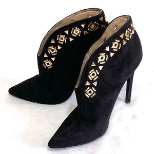 Zigi Soho Studded Black Faux Suede Leather Ankle Boots Shoes Sz 6